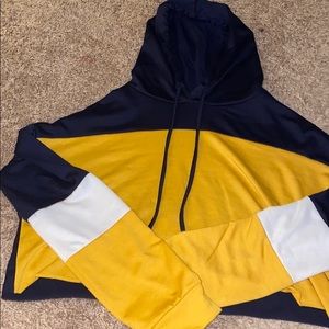 Cropped Hoodie